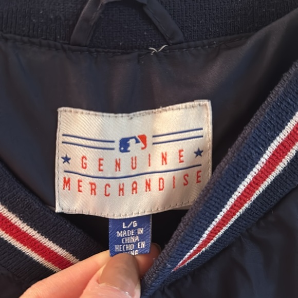 Twins windbreaker size large - Picture 2 of 5